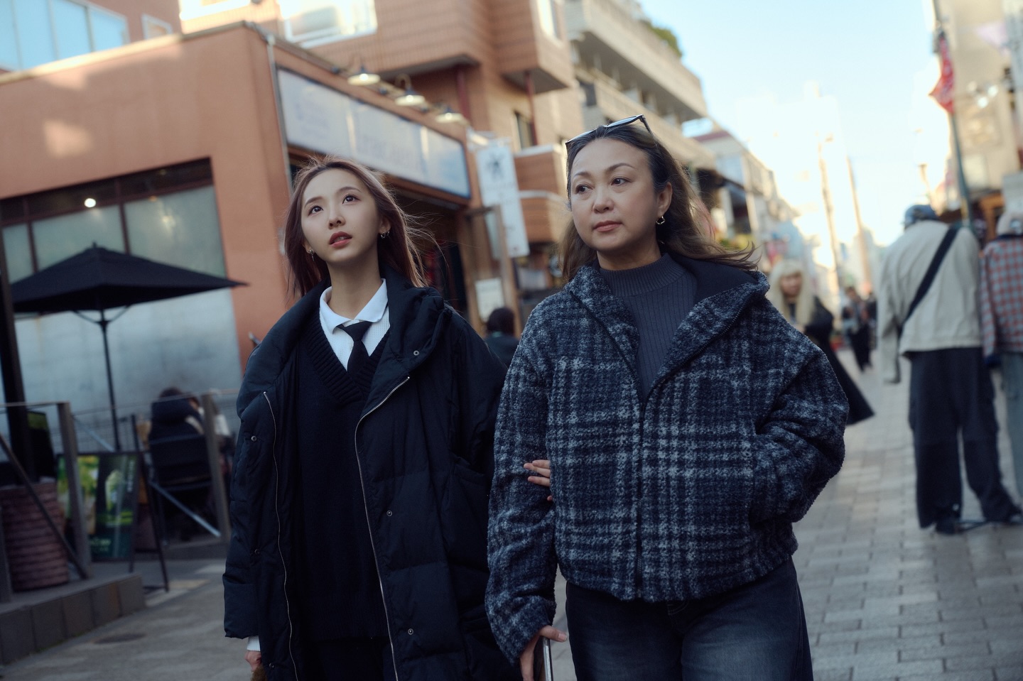 เนเน่ - พรนับพัน พรเพ็ญพิพัฒน์