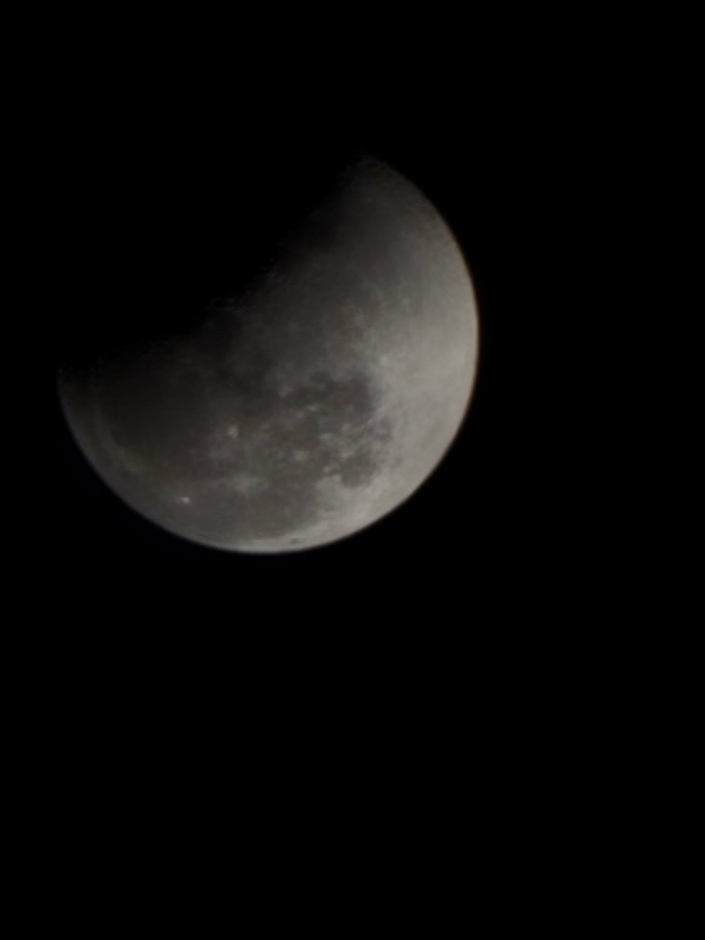 เนเน่ - พรนับพัน พรเพ็ญพิพัฒน์