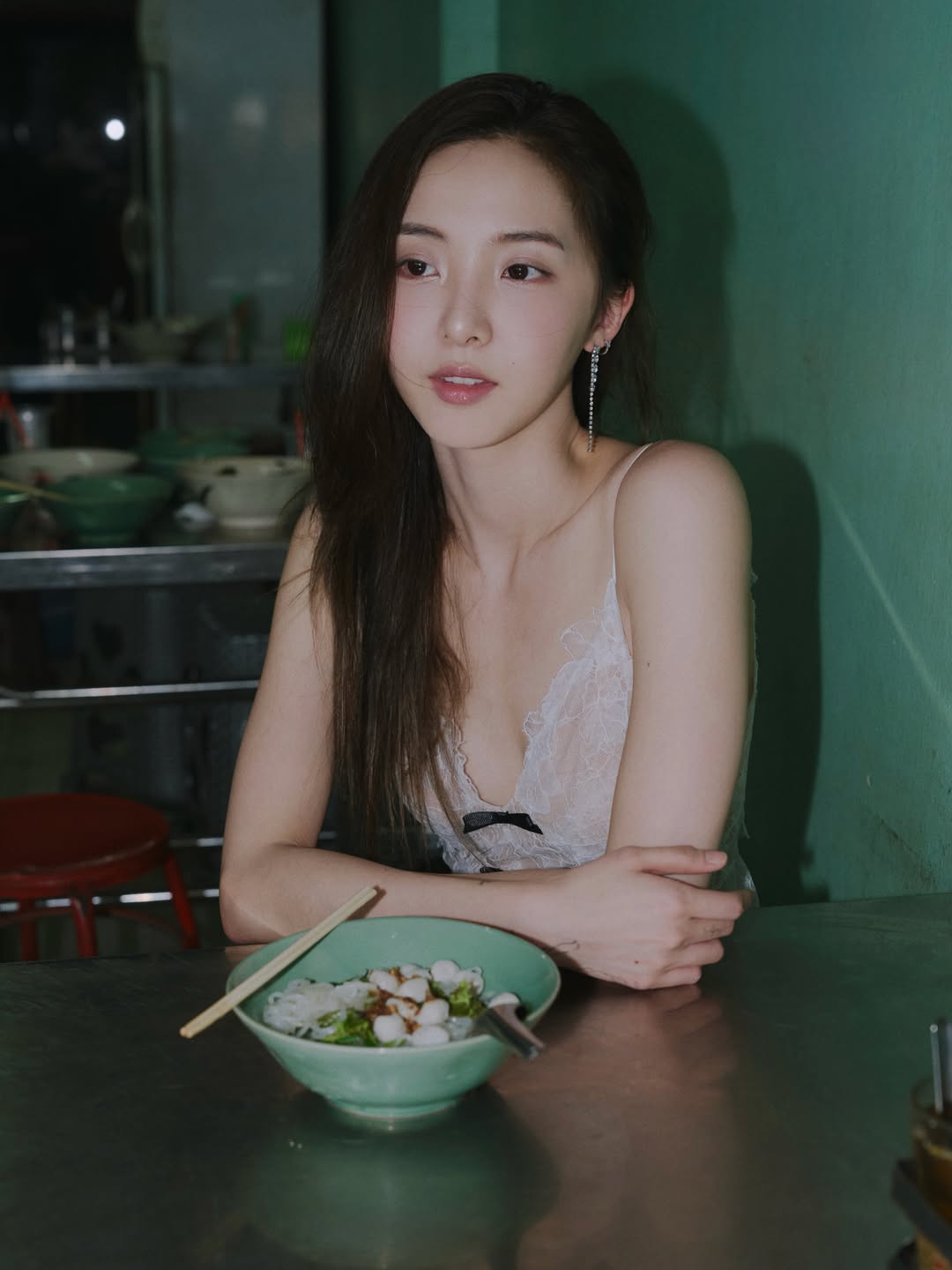 เนเน่ - พรนับพัน พรเพ็ญพิพัฒน์