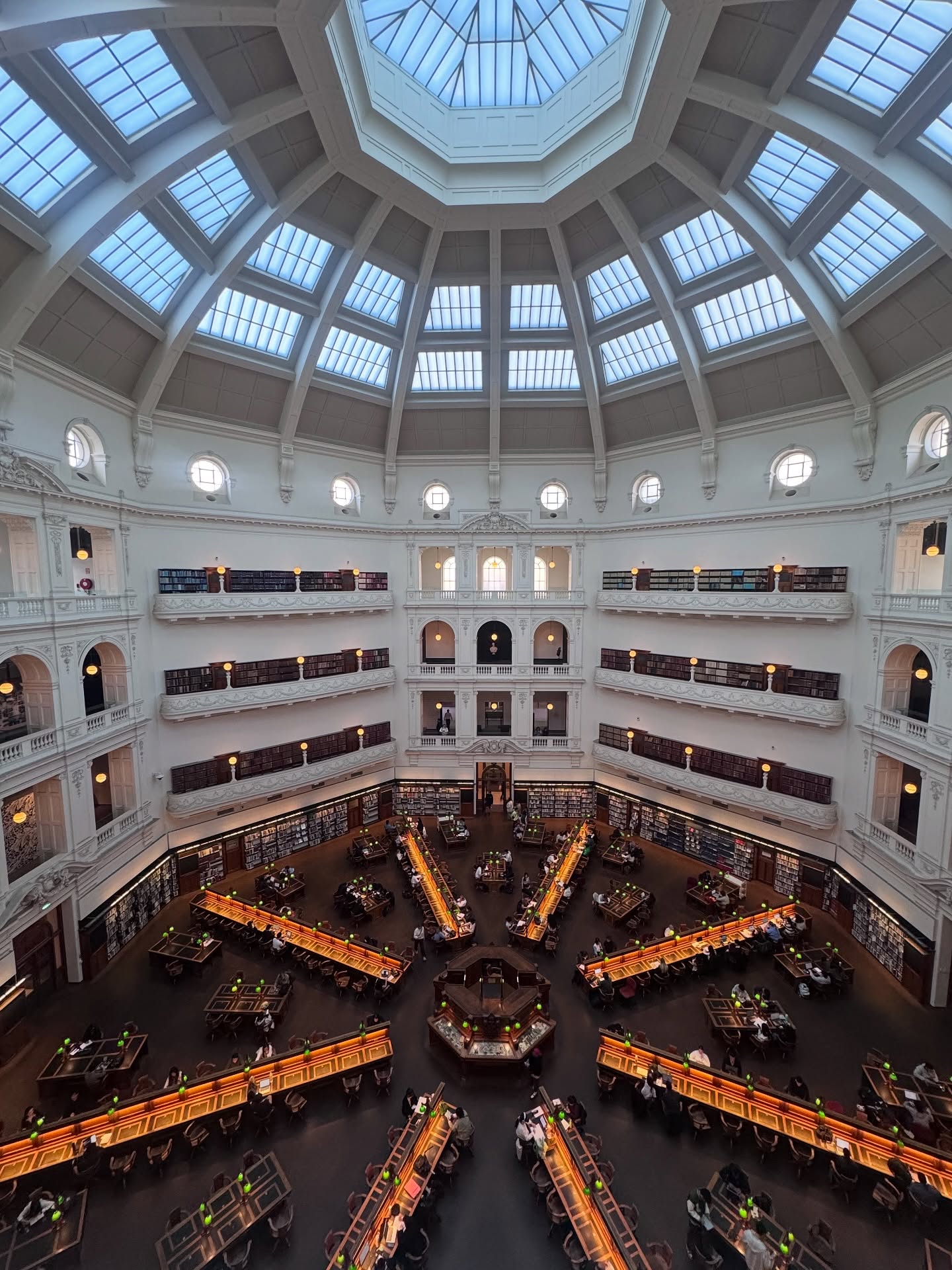 เต๋า - เศรษฐพงศ์ เพียงพอ