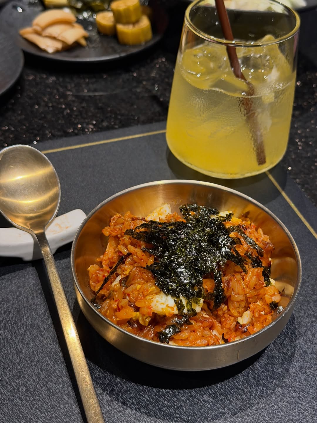 เต๋า - เศรษฐพงศ์ เพียงพอ