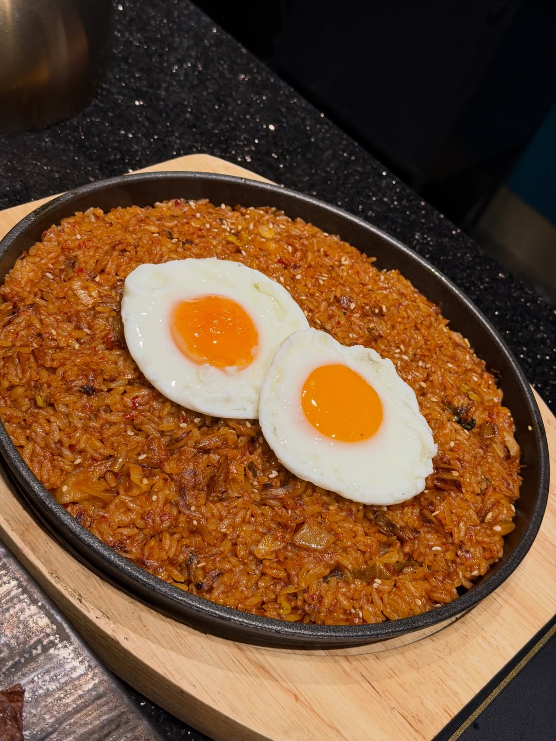 เต๋า - เศรษฐพงศ์ เพียงพอ