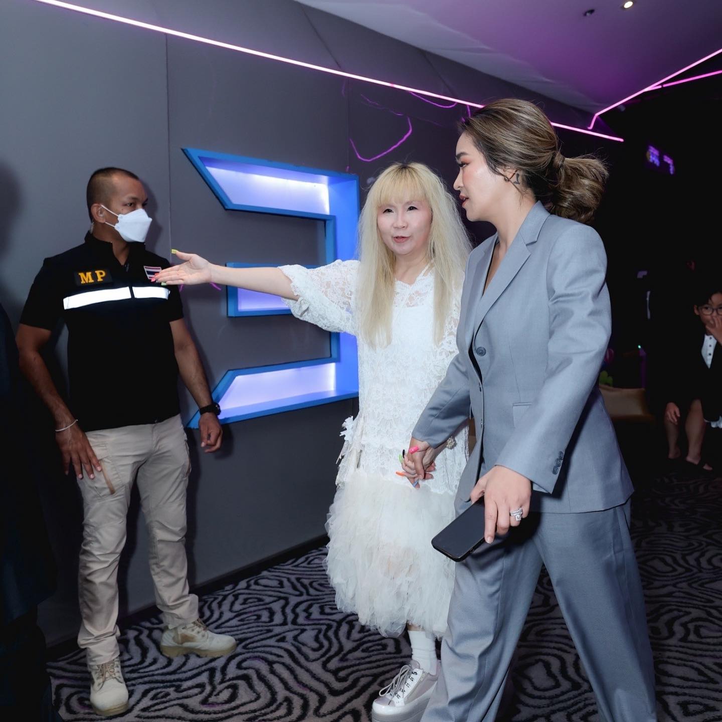 เปิ้ล - นาคร ศิลาชัย