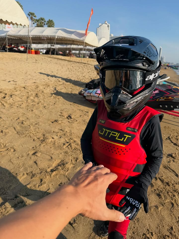 เปิ้ล - นาคร ศิลาชัย