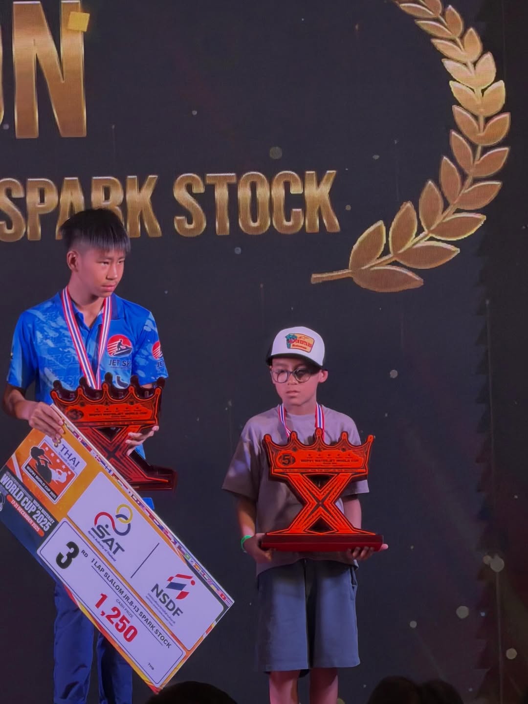 เปิ้ล - นาคร ศิลาชัย