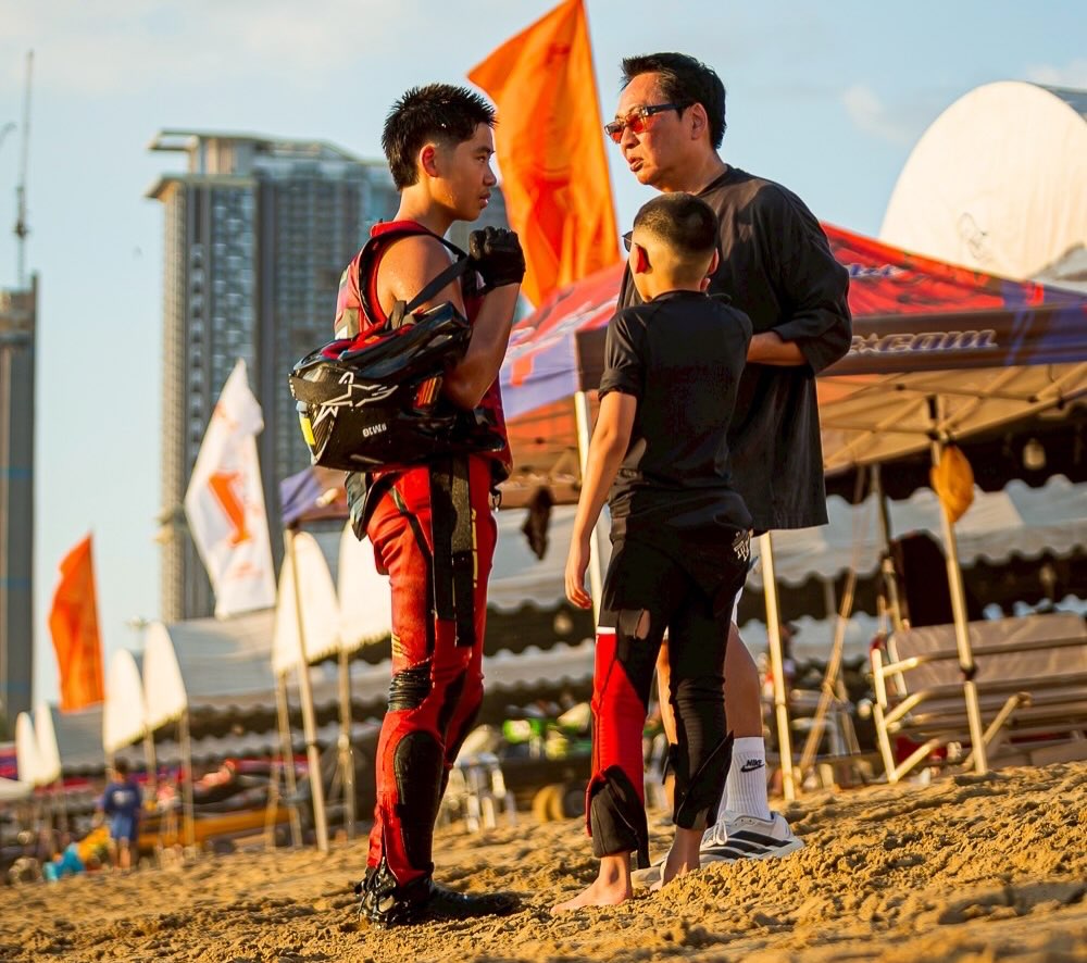 เปิ้ล - นาคร ศิลาชัย