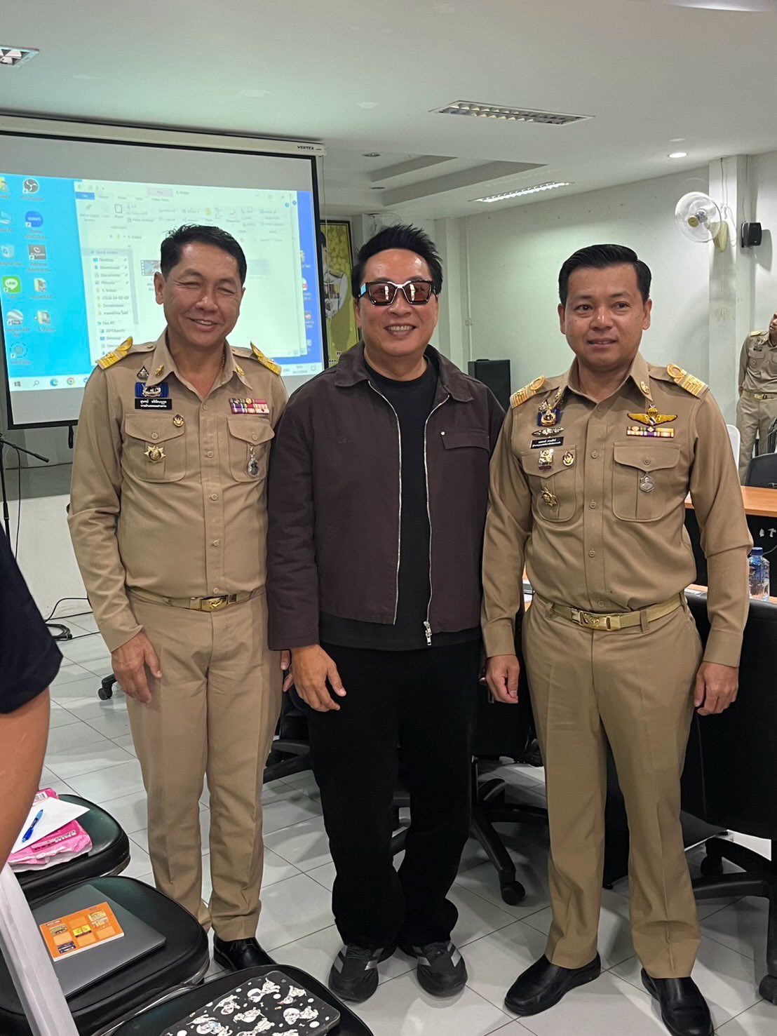 เปิ้ล - นาคร ศิลาชัย