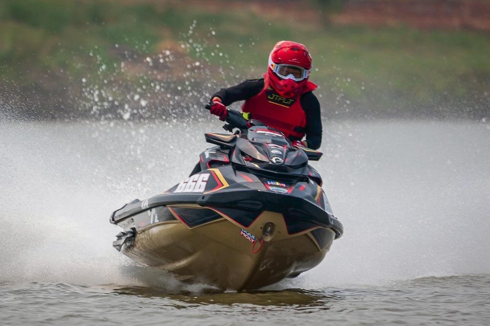 เปิ้ล - นาคร ศิลาชัย