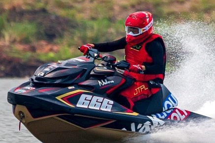 เปิ้ล - นาคร ศิลาชัย