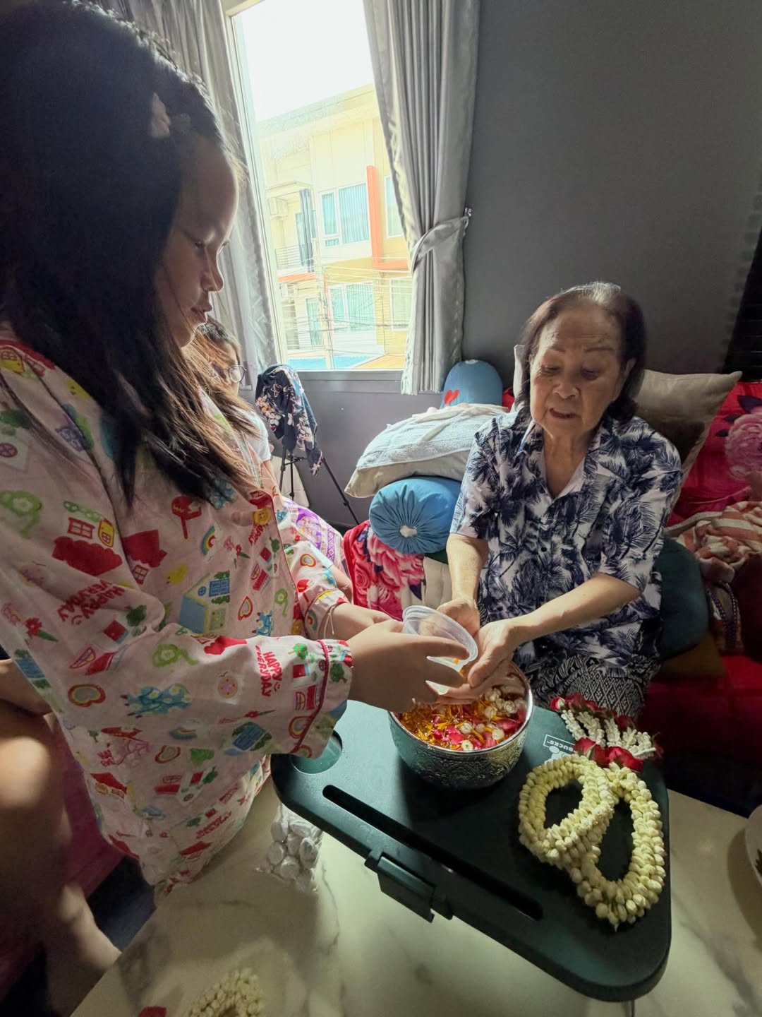 เปิ้ล - นาคร ศิลาชัย