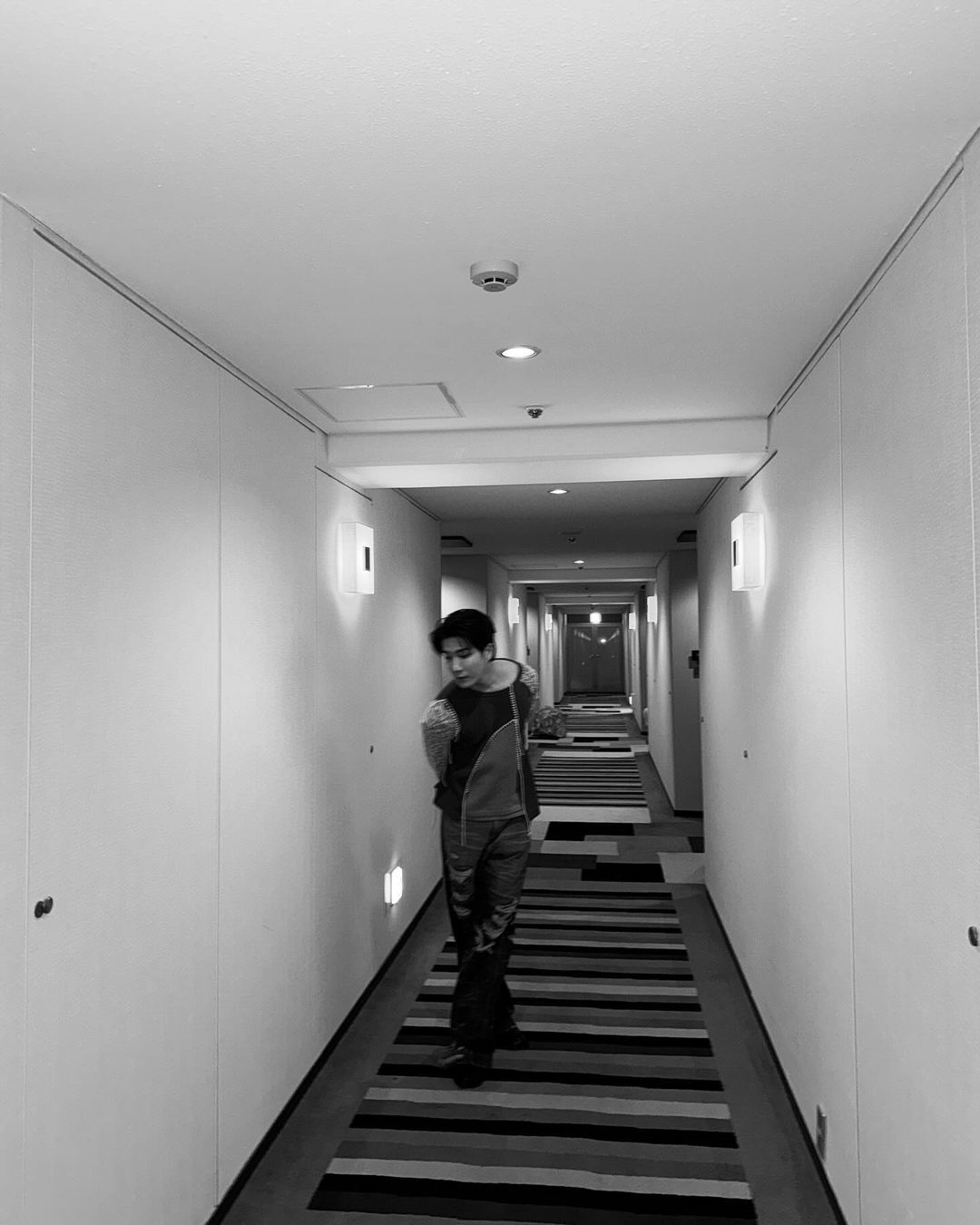 ข้าวตัง - ธนวัฒน์ รัตนกิจไพศาล