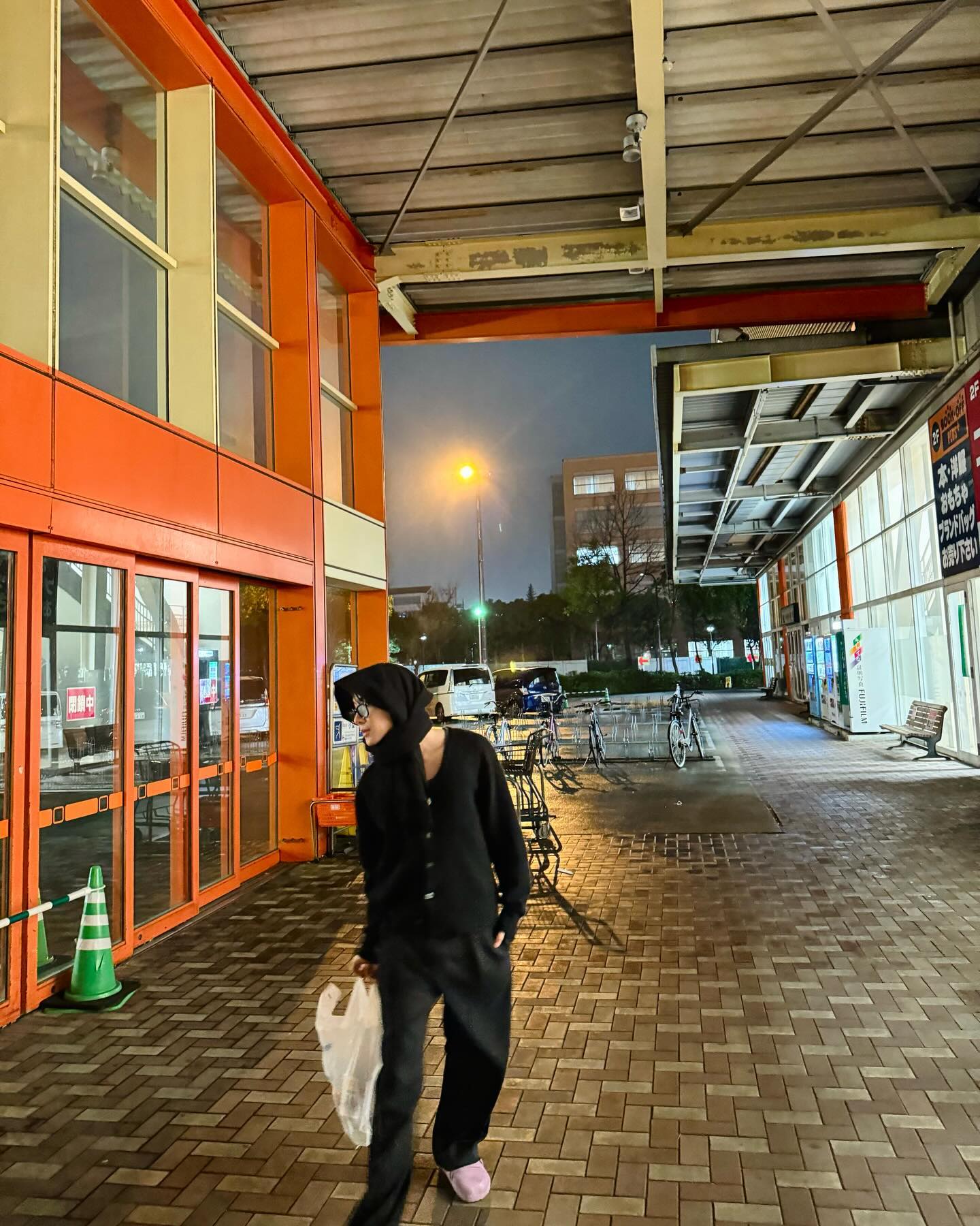 ข้าวตัง - ธนวัฒน์ รัตนกิจไพศาล