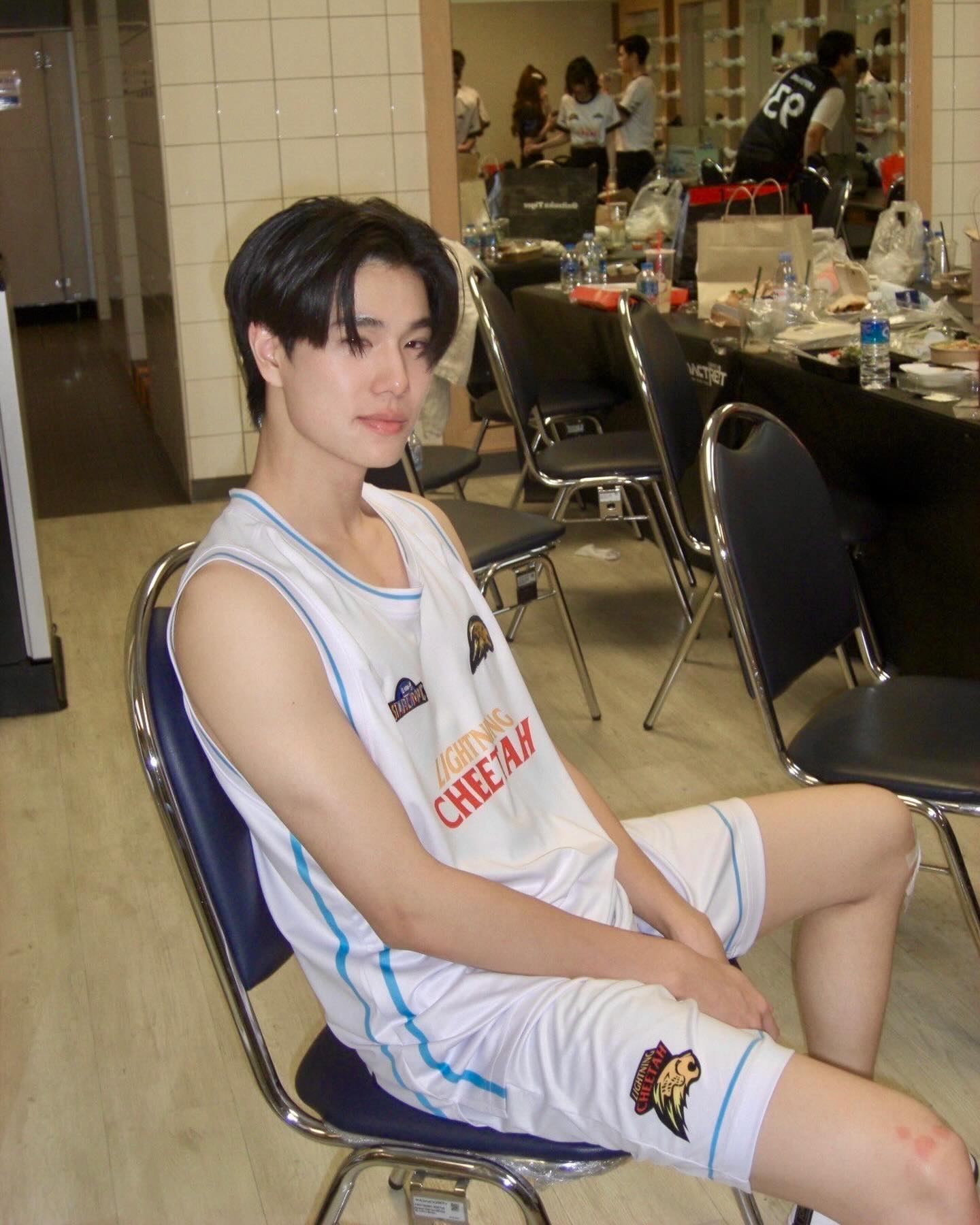 ภูวินทร์ ตั้งศักดิ์ยืน