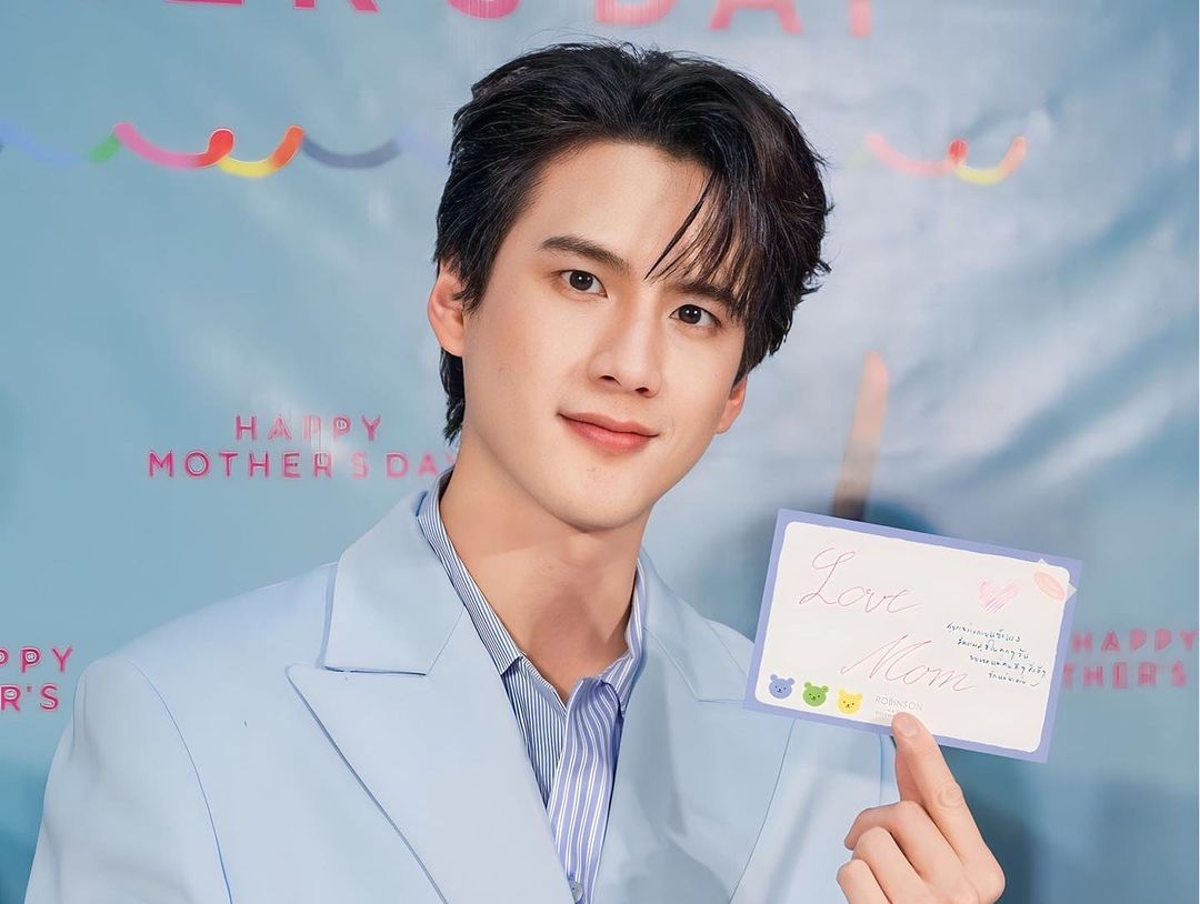 พี - พีรวิชญ์ พลอยนำพล
