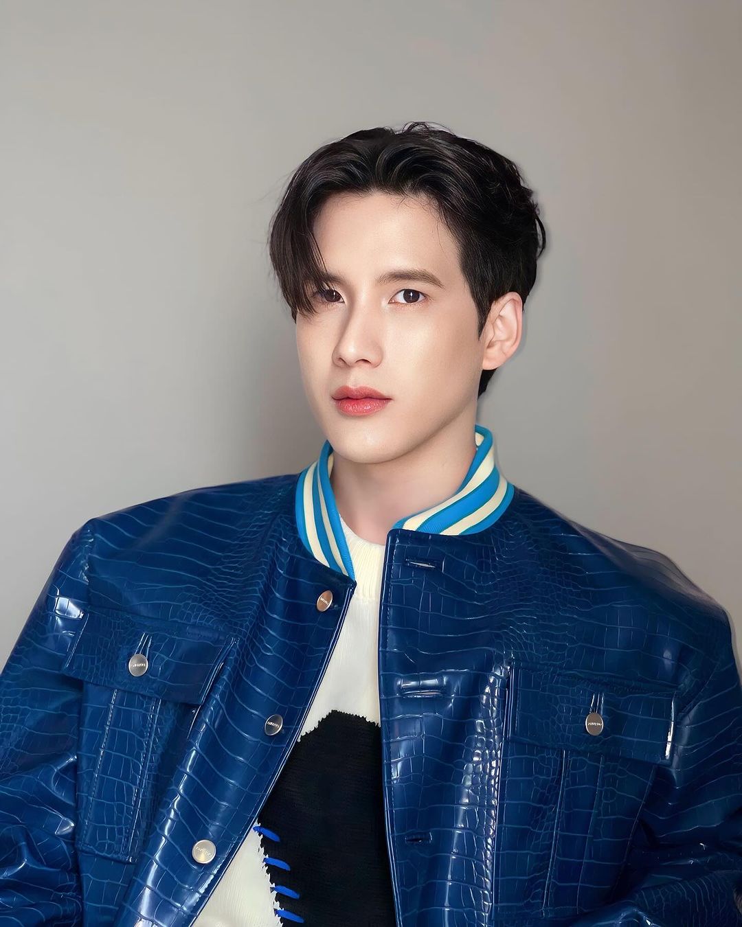 พี - พีรวิชญ์ พลอยนำพล