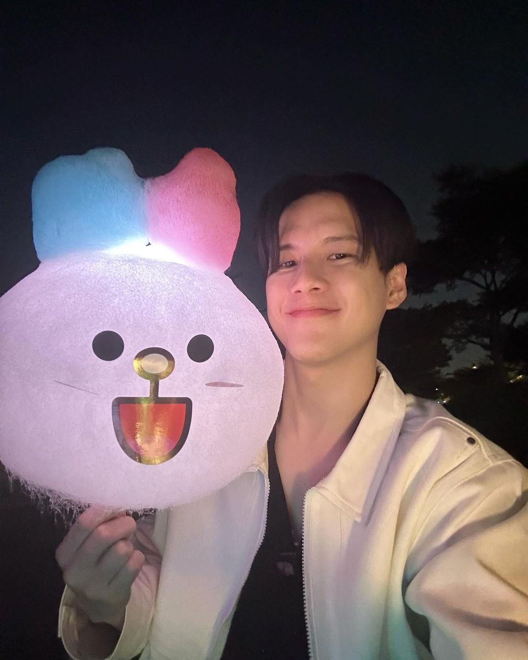 พี - พีรวิชญ์ พลอยนำพล