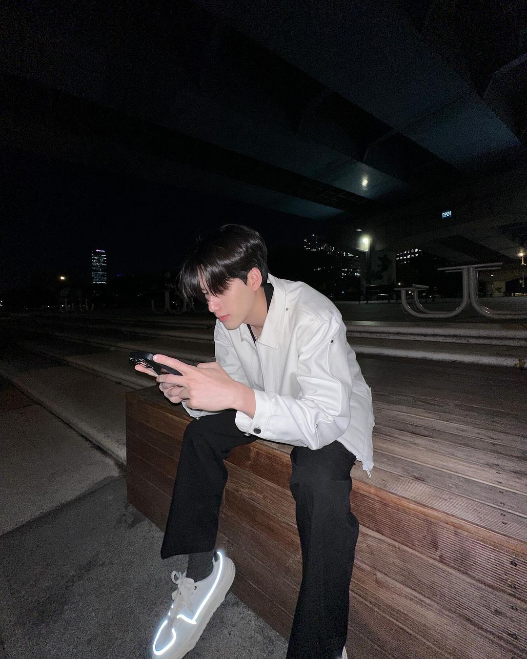 พี - พีรวิชญ์ พลอยนำพล