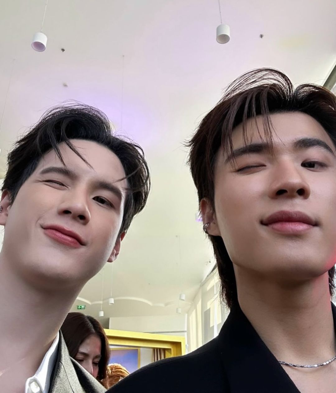 พี - พีรวิชญ์ พลอยนำพล