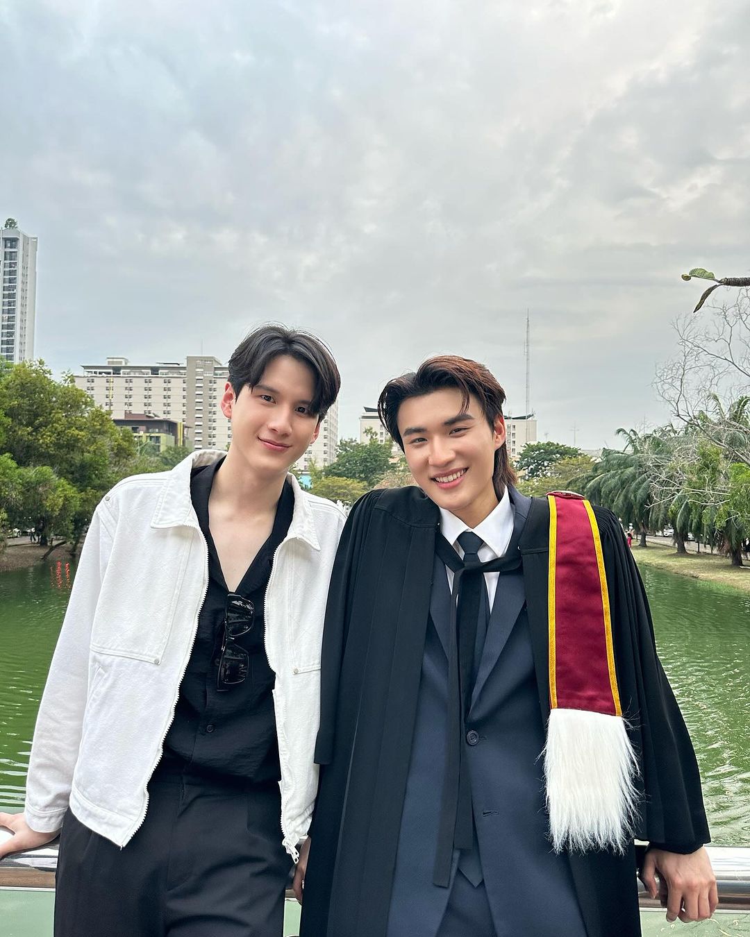 พี - พีรวิชญ์ พลอยนำพล