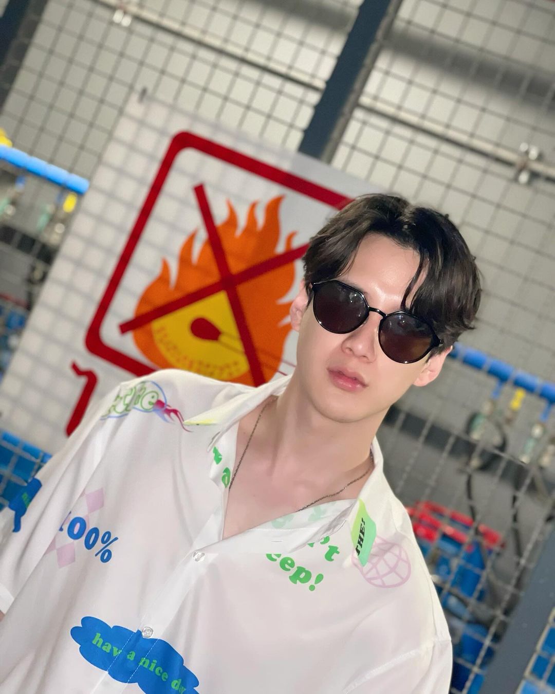 พี - พีรวิชญ์ พลอยนำพล
