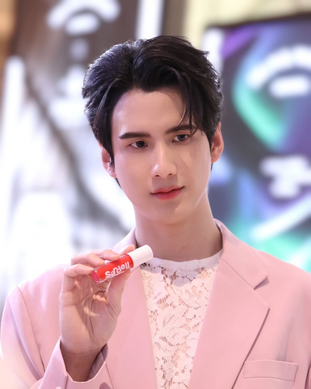 พี - พีรวิชญ์ พลอยนำพล