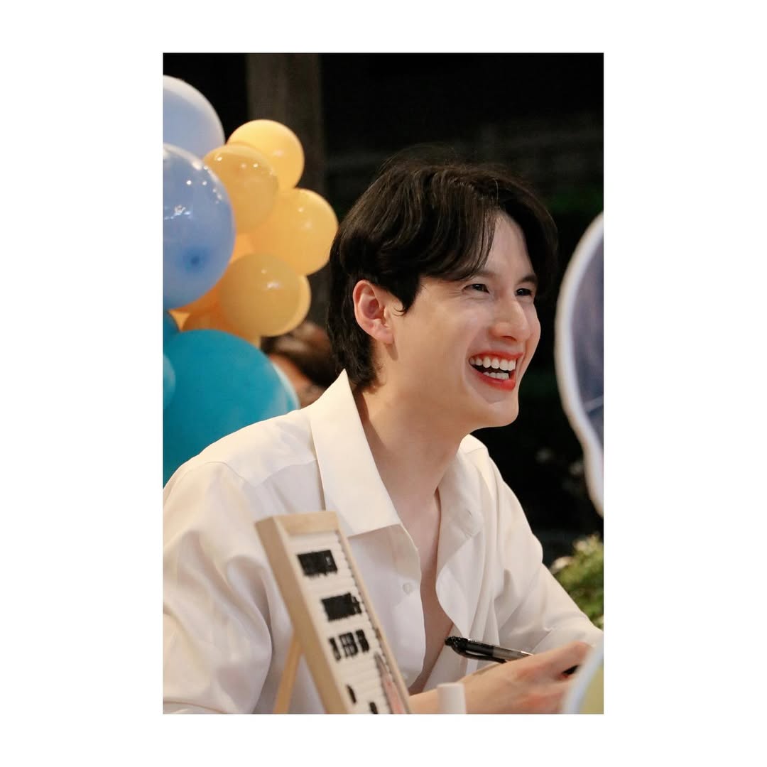 พี - พีรวิชญ์ พลอยนำพล