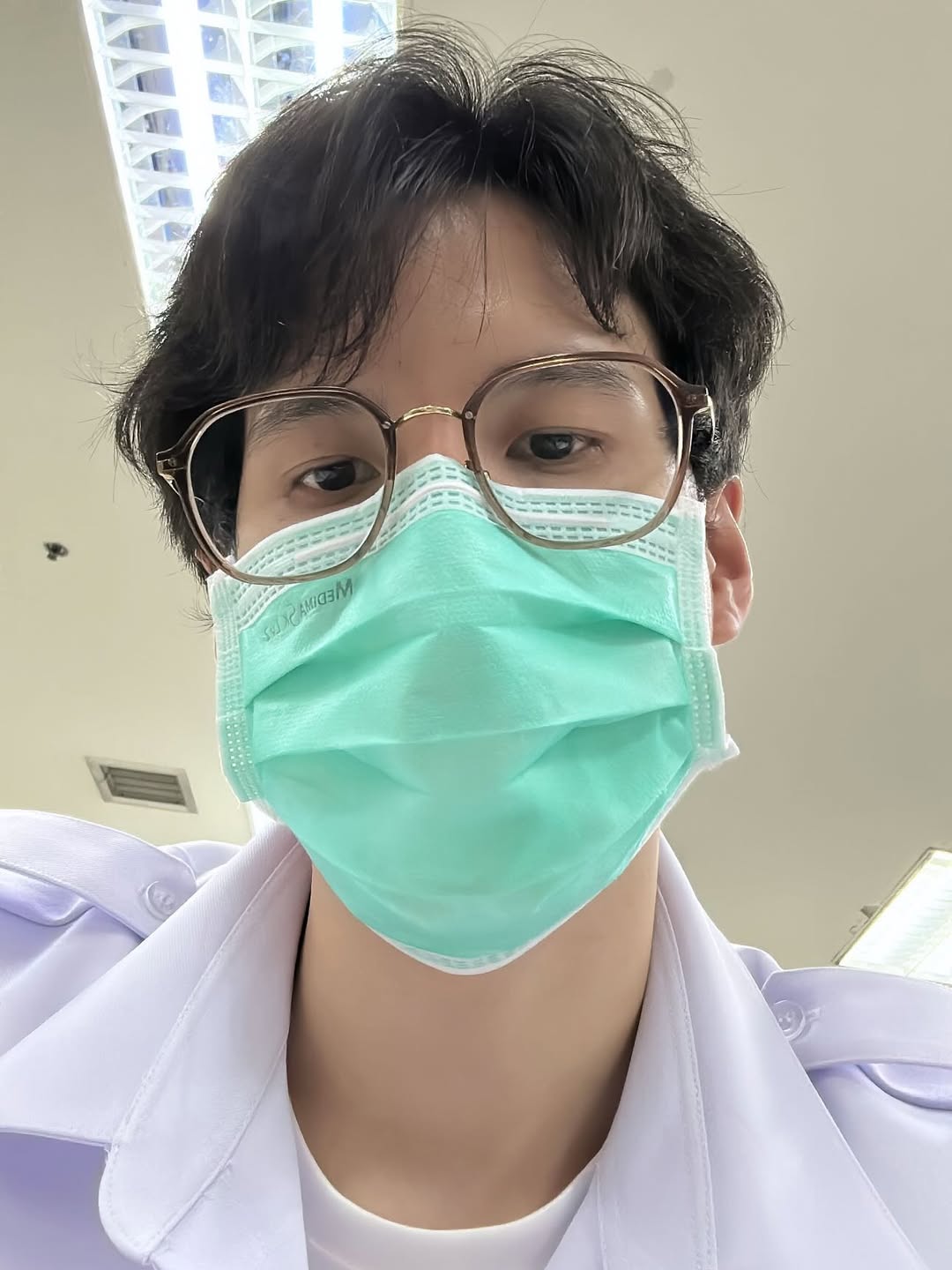 พี - พีรวิชญ์ พลอยนำพล