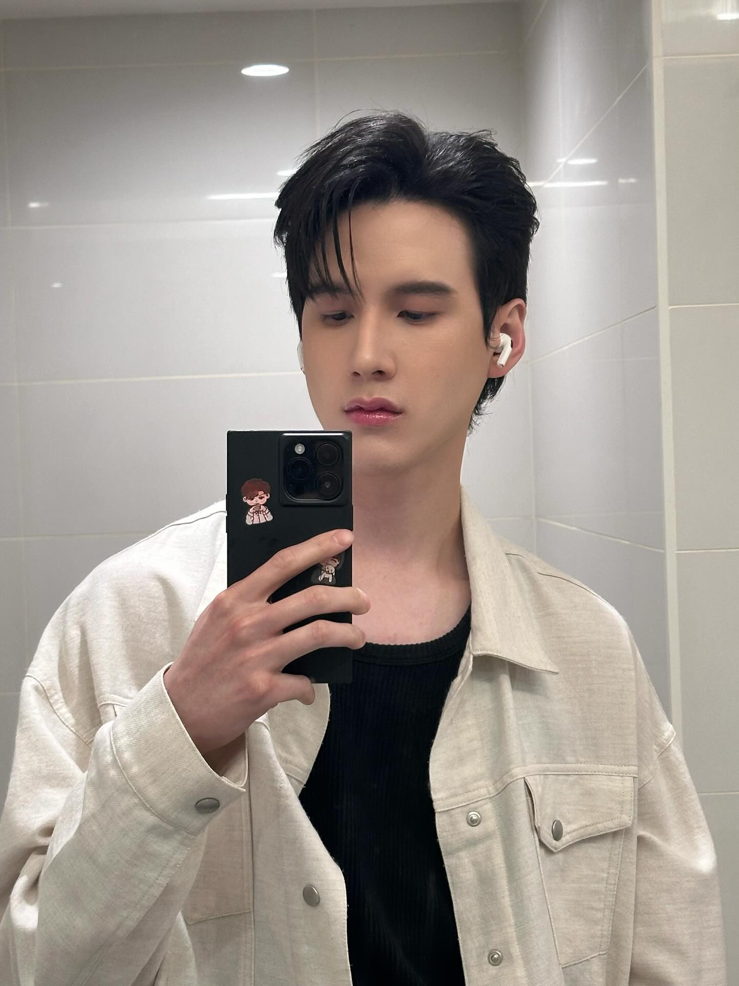 พี - พีรวิชญ์ พลอยนำพล