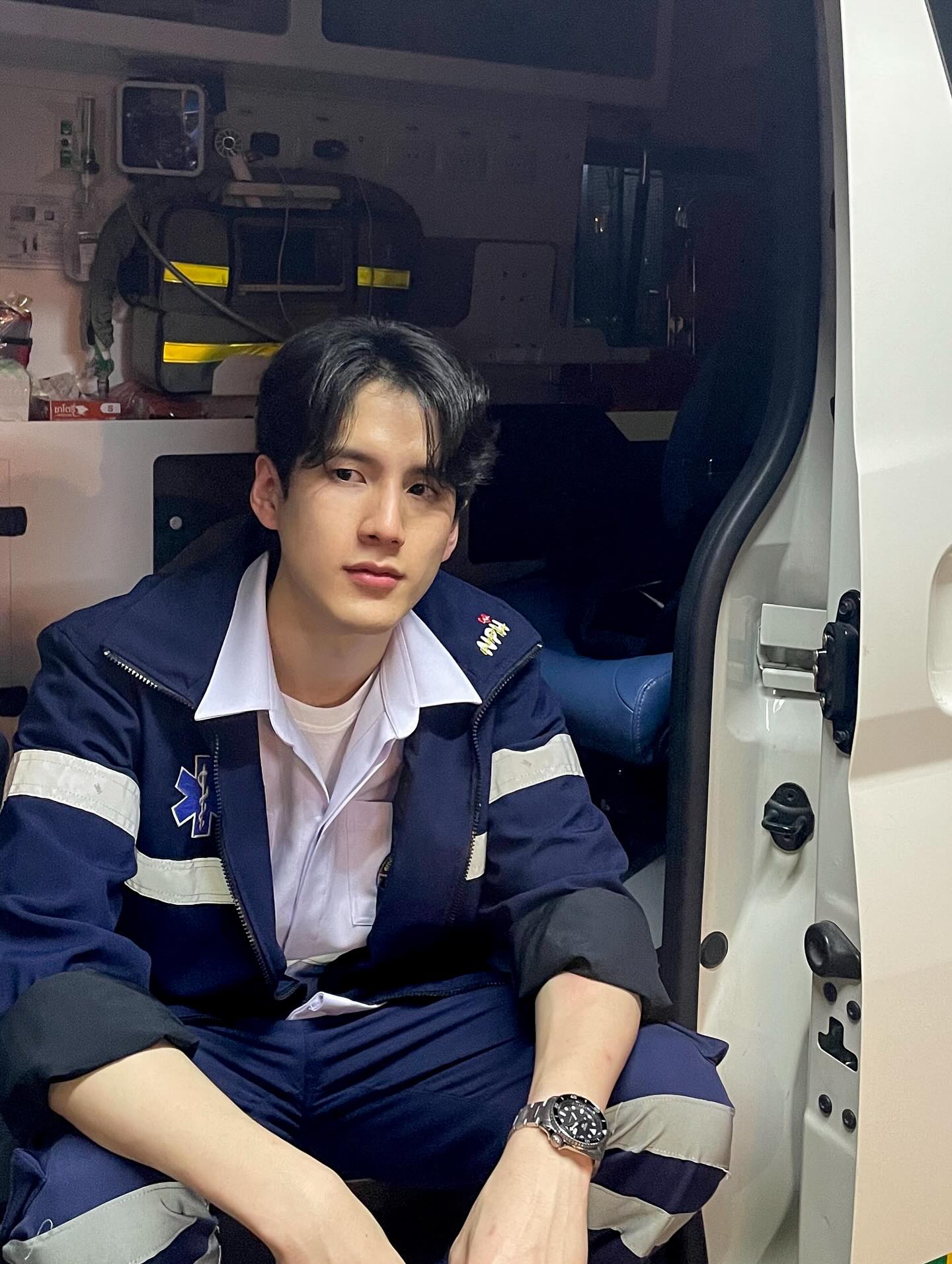 พี - พีรวิชญ์ พลอยนำพล