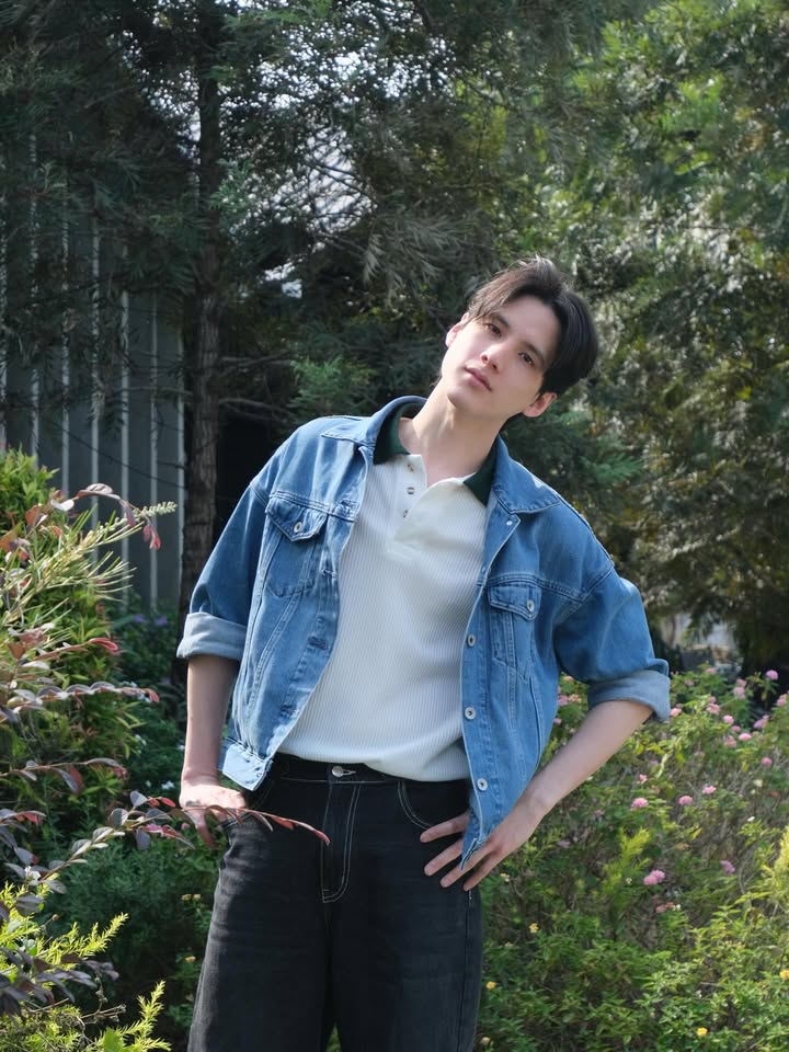 พี - พีรวิชญ์ พลอยนำพล