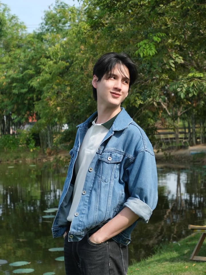 พี - พีรวิชญ์ พลอยนำพล