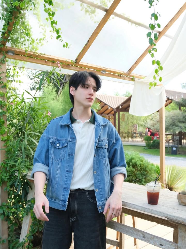 พี - พีรวิชญ์ พลอยนำพล