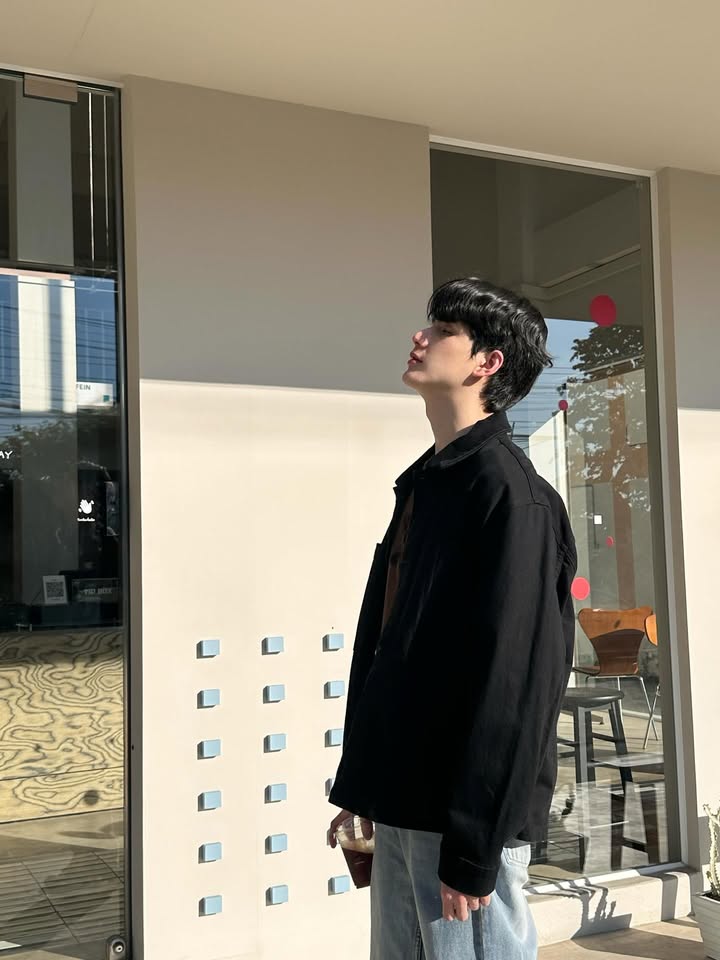 พี - พีรวิชญ์ พลอยนำพล