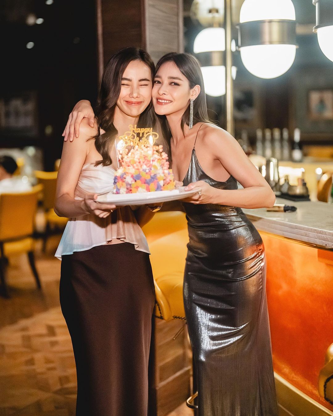 ปุ๊กลุก - ฝนทิพย์ วัชรตระกูล