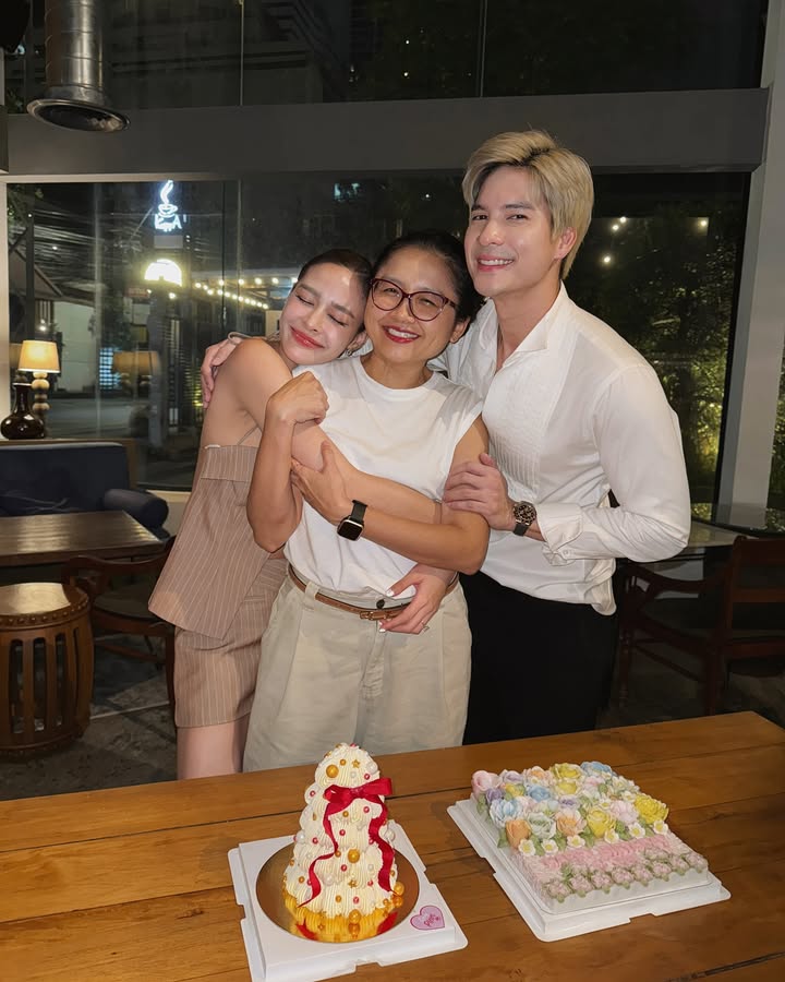 ปุ๊กลุก - ฝนทิพย์ วัชรตระกูล