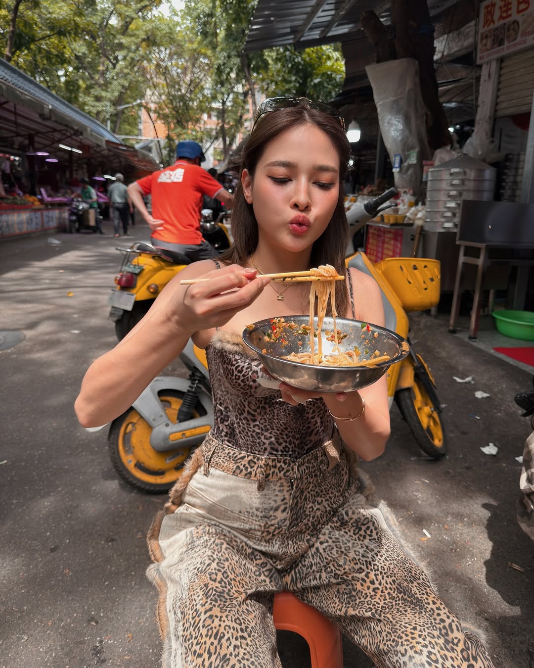 ปุ๊กลุก - ฝนทิพย์ วัชรตระกูล