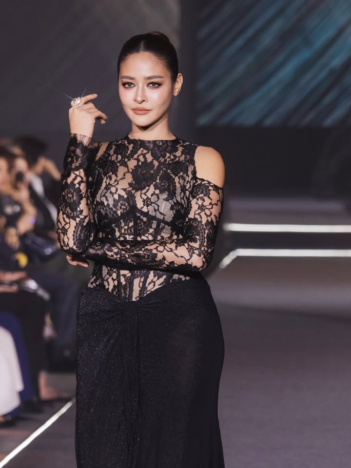 ปุ๊กลุก - ฝนทิพย์ วัชรตระกูล