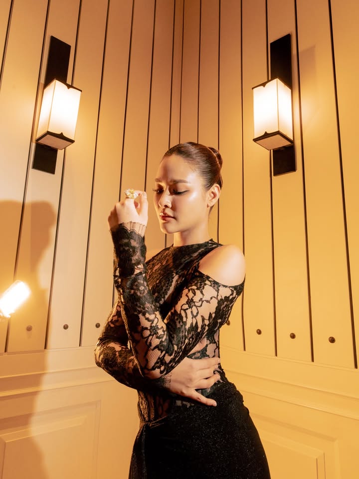 ปุ๊กลุก - ฝนทิพย์ วัชรตระกูล