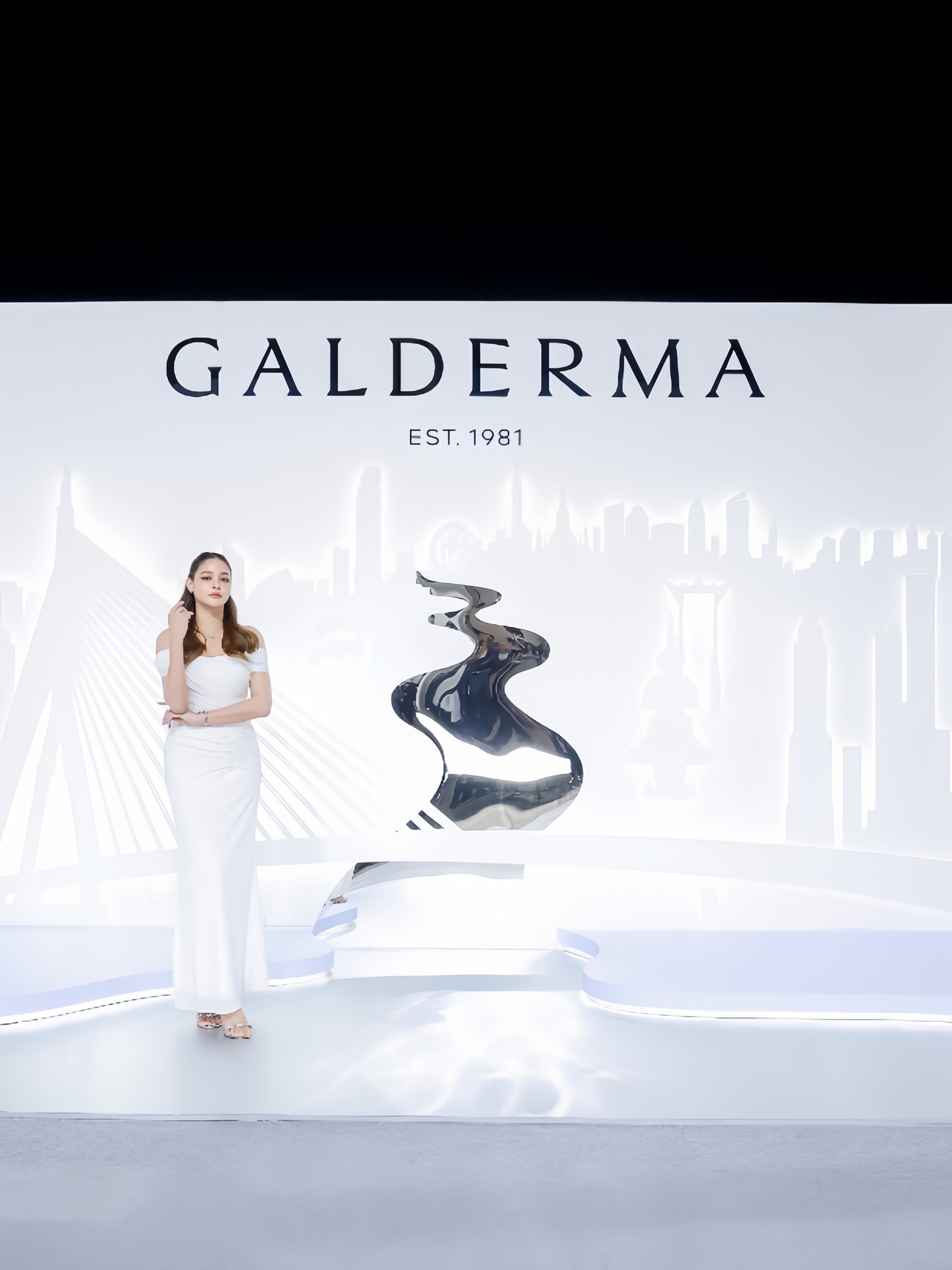 ปุ๊กลุก - ฝนทิพย์ วัชรตระกูล