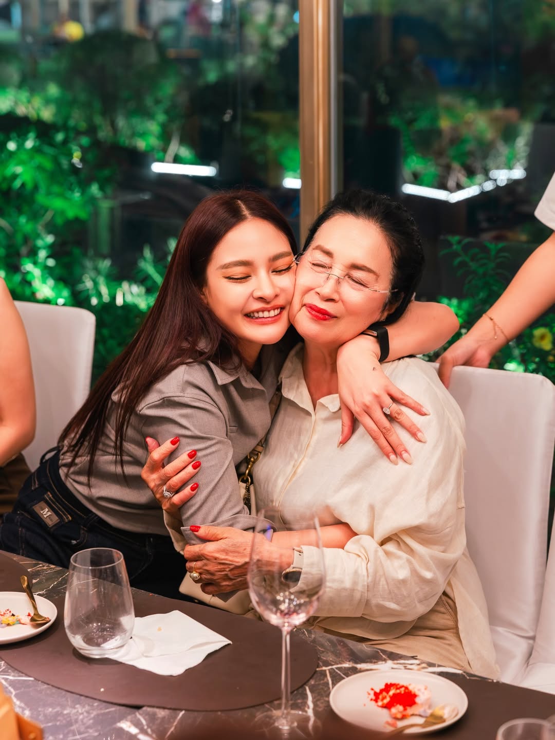 ปุ๊กลุก - ฝนทิพย์ วัชรตระกูล