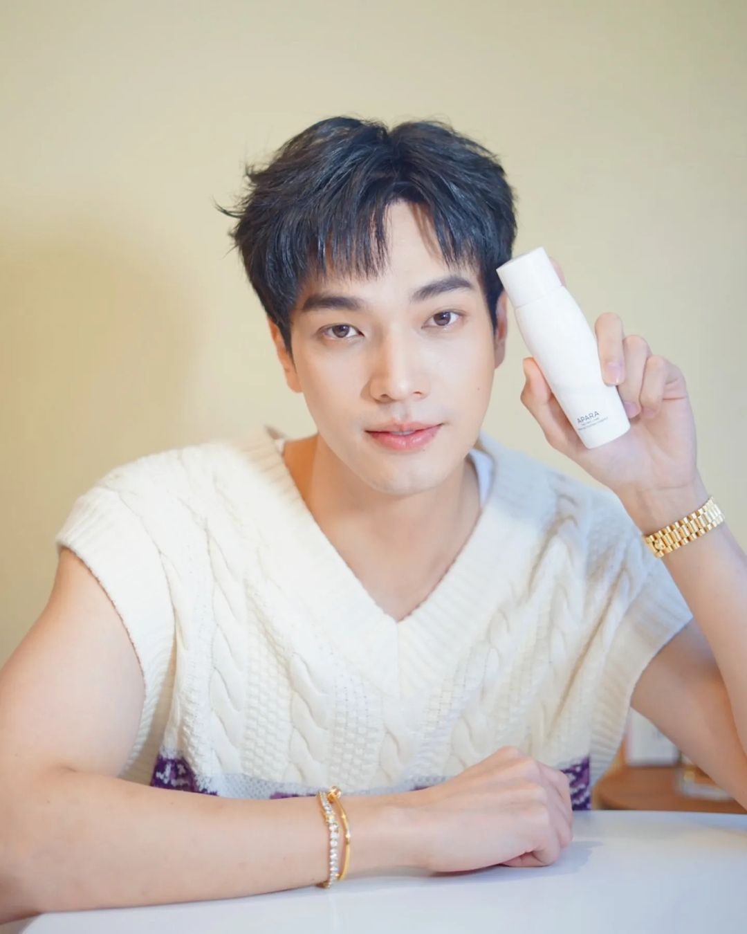 โอบ - โอบนิธิ วิวรรธนวรางค์