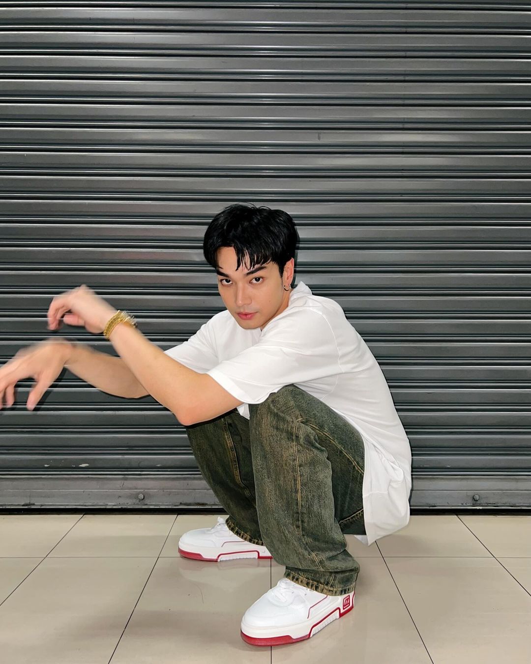 โอบ - โอบนิธิ วิวรรธนวรางค์