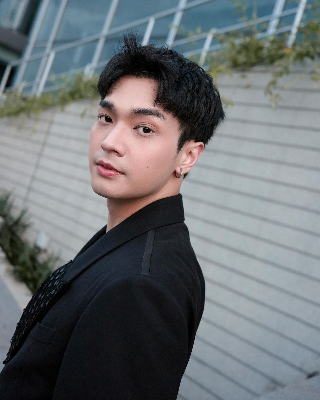 โอบ - โอบนิธิ วิวรรธนวรางค์