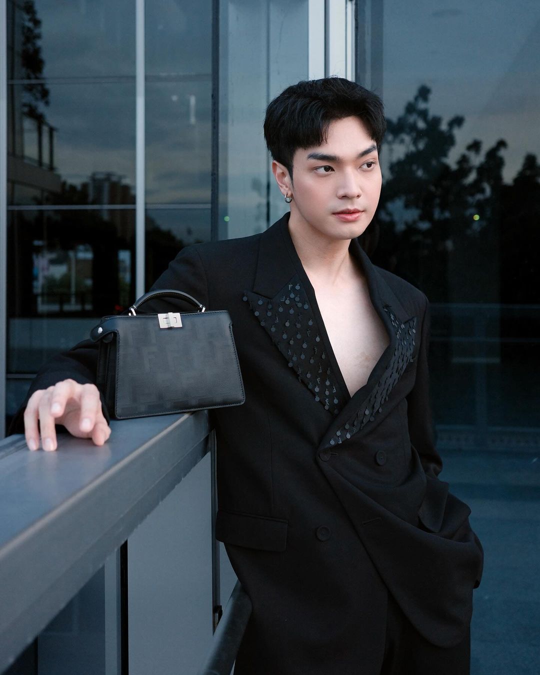 โอบ - โอบนิธิ วิวรรธนวรางค์