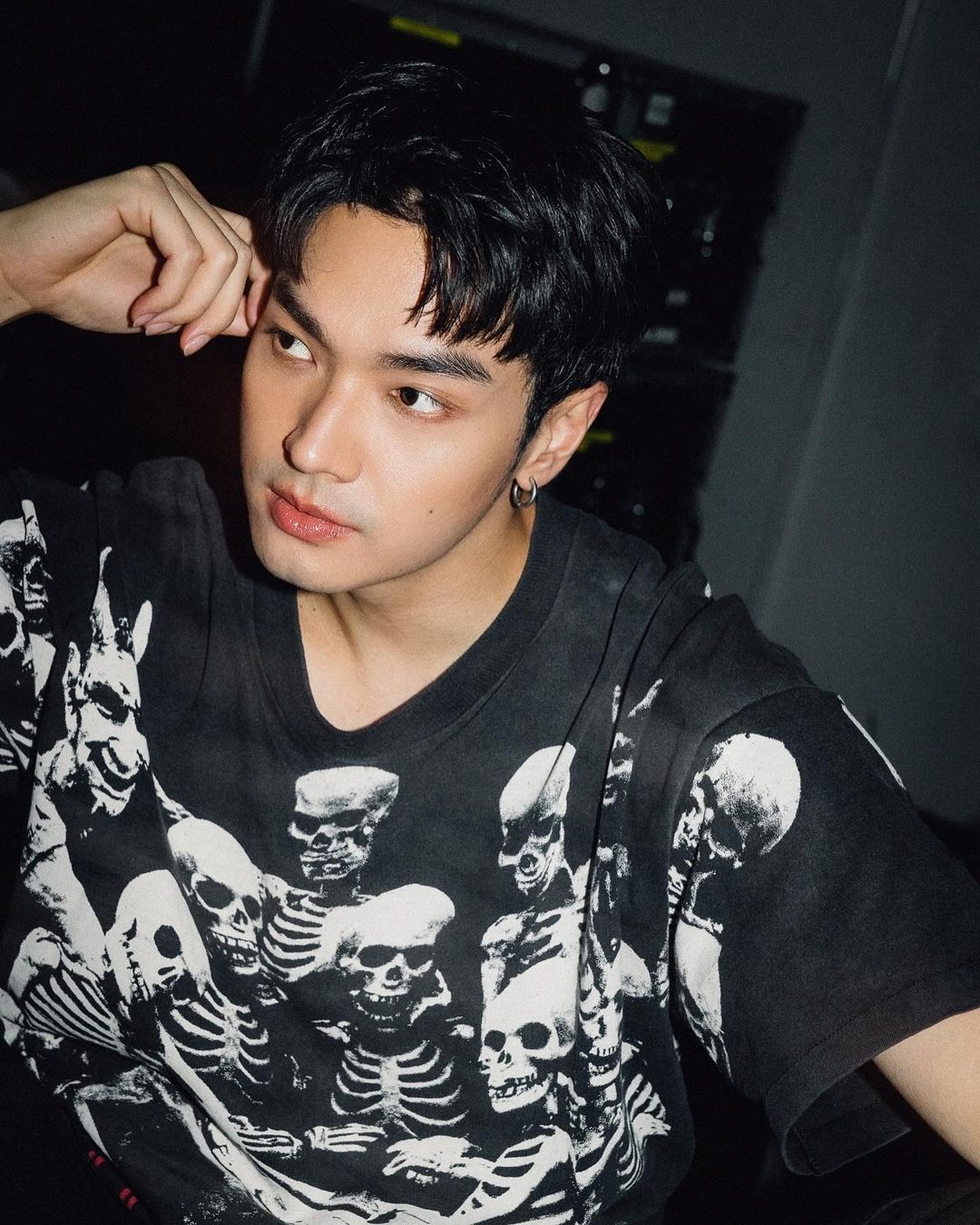 โอบ - โอบนิธิ วิวรรธนวรางค์