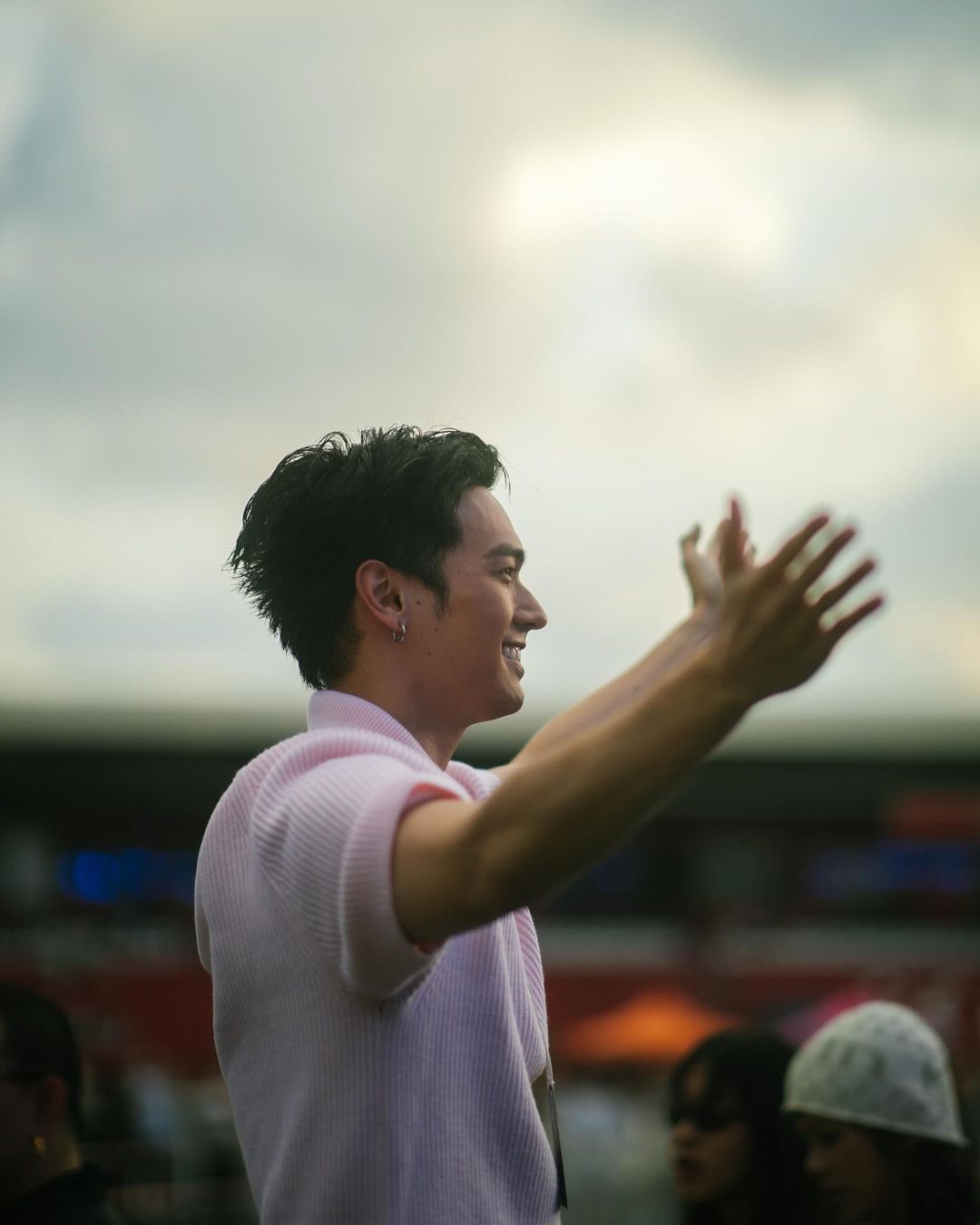โอบ - โอบนิธิ วิวรรธนวรางค์