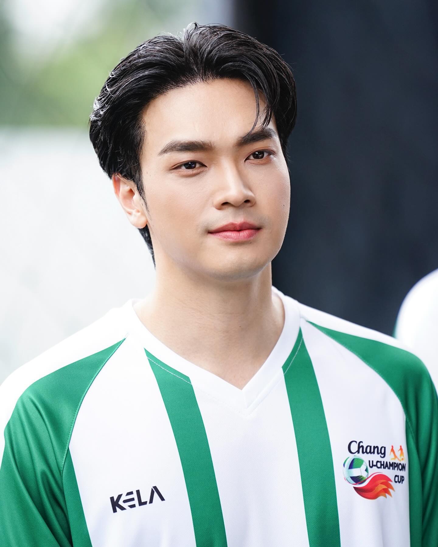 โอบ - โอบนิธิ วิวรรธนวรางค์