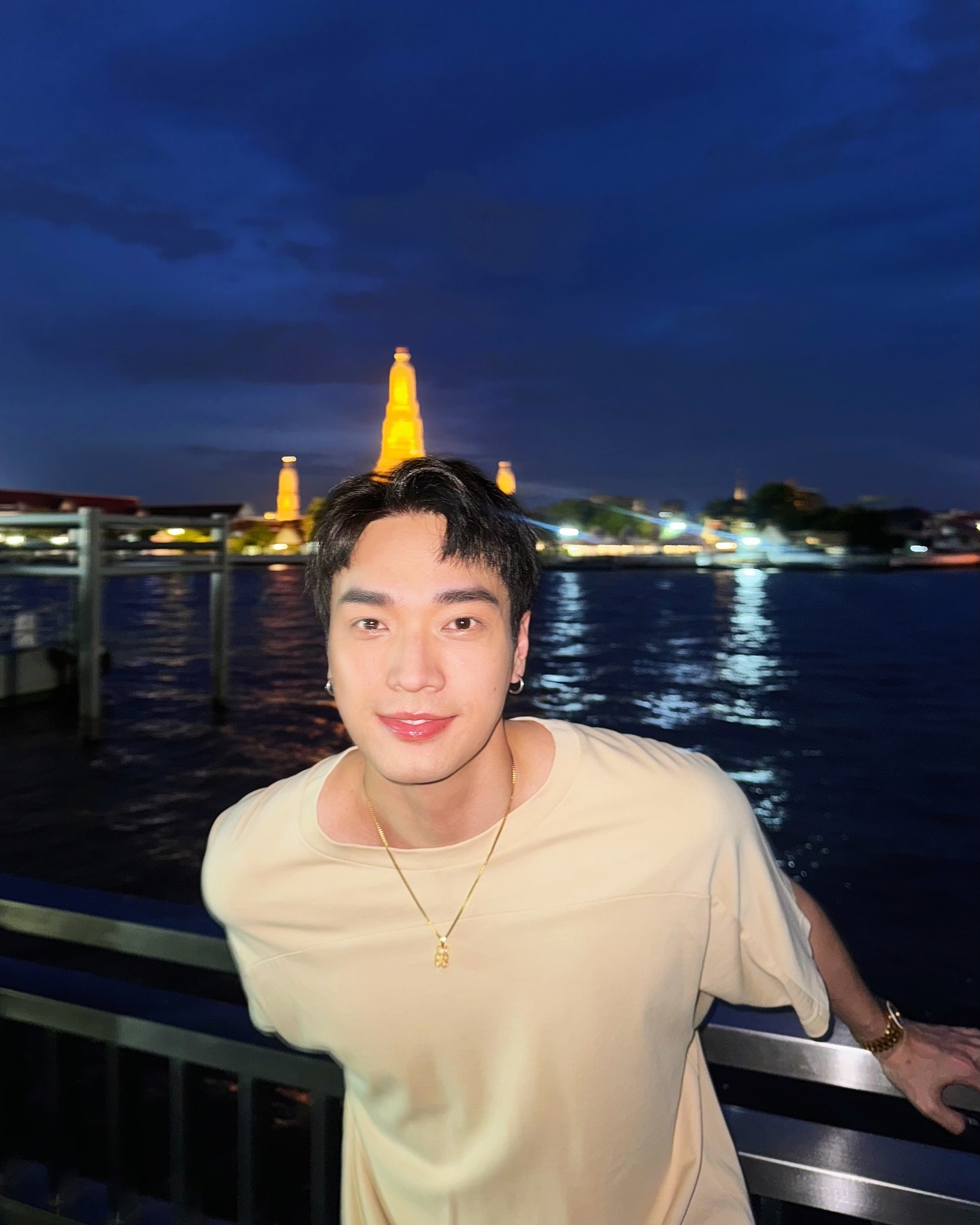 โอบ - โอบนิธิ วิวรรธนวรางค์