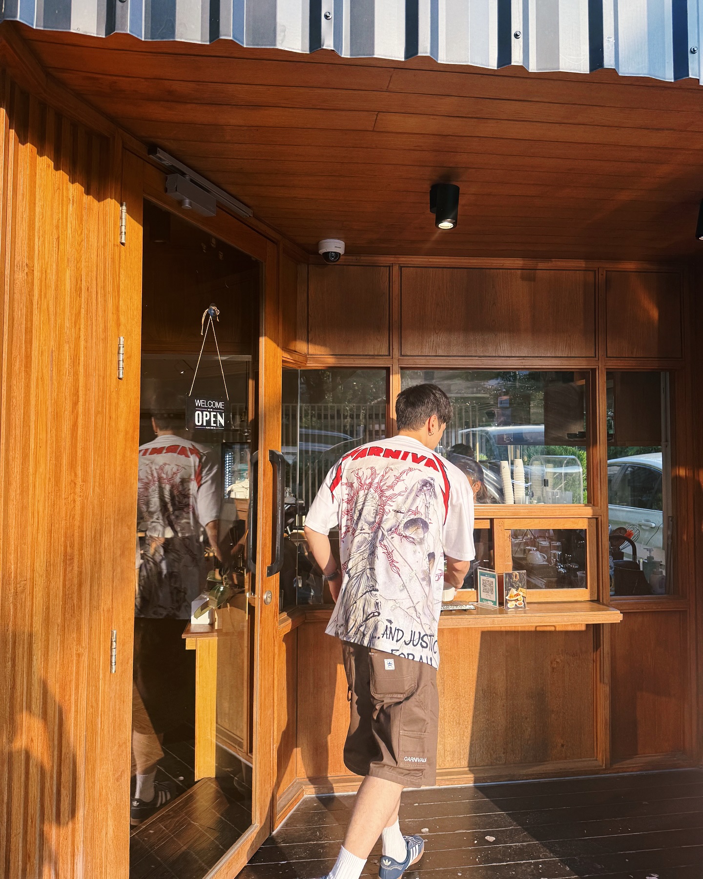 โอบ - โอบนิธิ วิวรรธนวรางค์