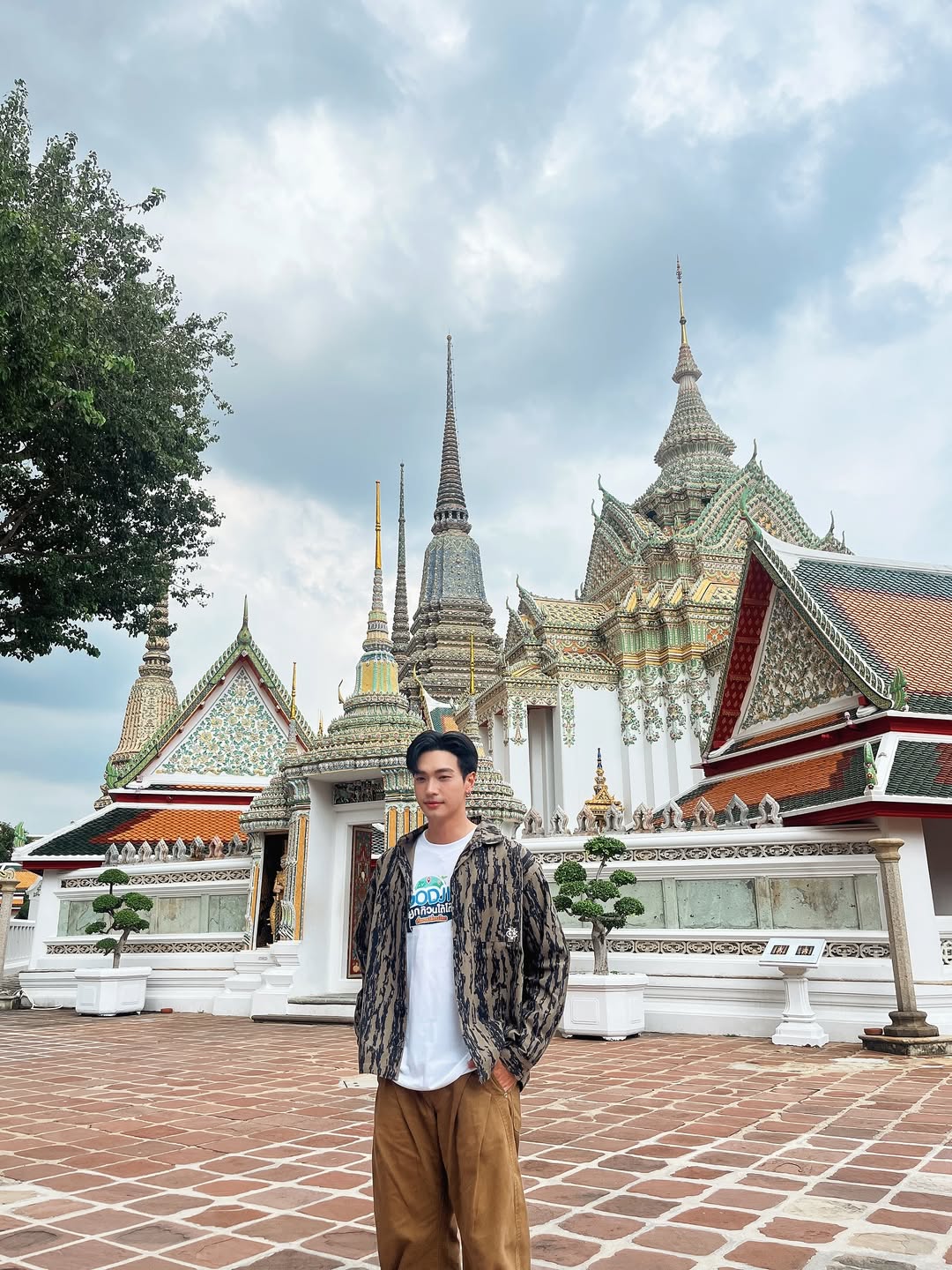 โอบ - โอบนิธิ วิวรรธนวรางค์